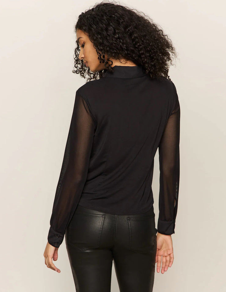 Fitted Mesh Button Down