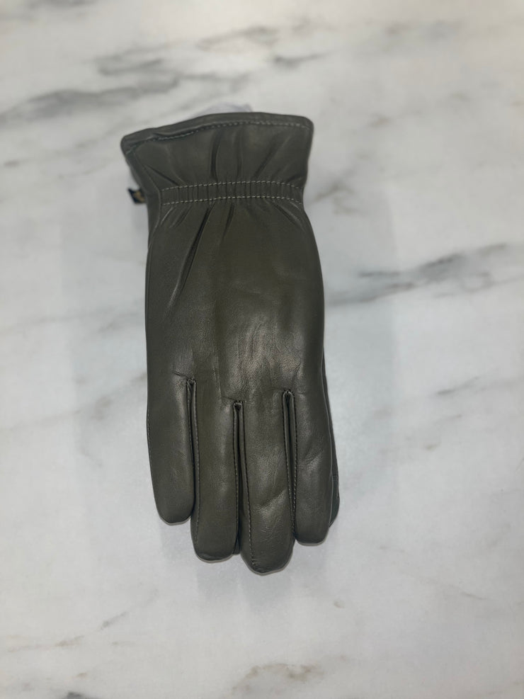 Demi glove