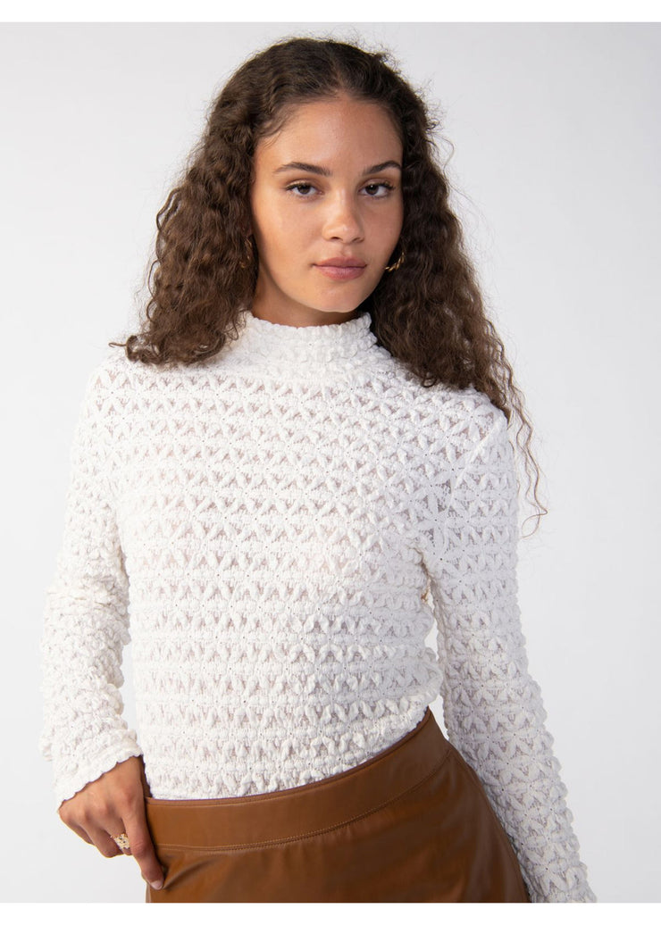 S/S Lace Mock Knit Top