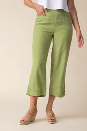 Pleat Button Capri