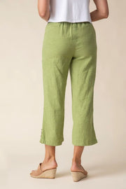 Pleat Button Capri