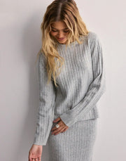 Jeanett O-Neck Sweater